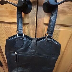 Tignanello Black All Leather Shoulder Handbag